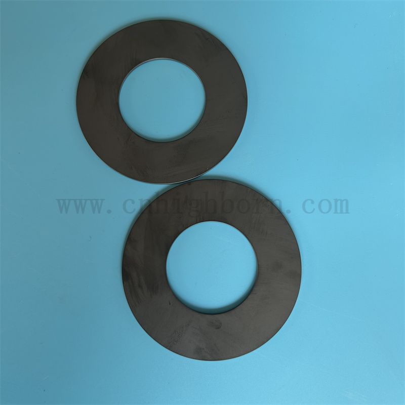 Izulator czarny krzem z zużyciem zużycia odpornego na dużą średnicę Pierścień ceramiczny sic 