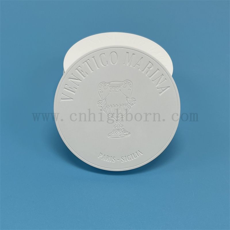 Dostosowane jedno -boczne logo wiszące gips talerz aromatyczny porowaty ceramiczny rozszerzający się tablet zapachowy