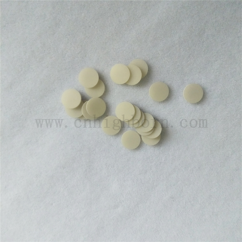 7*0,635 mm Wysoka przewodność cieplna okrągła aluminiowa azotek ALN Dysk ceramiczny