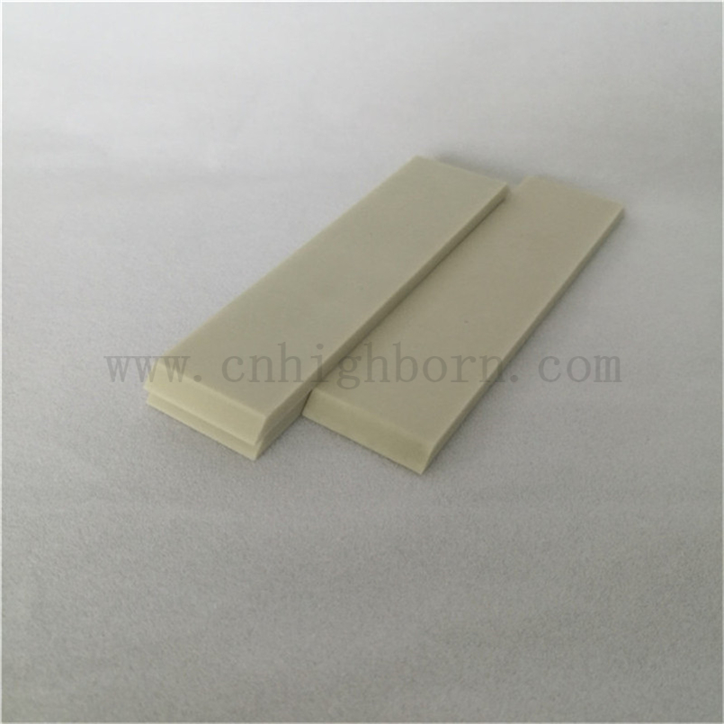 Wysoka przewodność cieplna CNC ALN Aluminium azotek Izulator ceramiczny