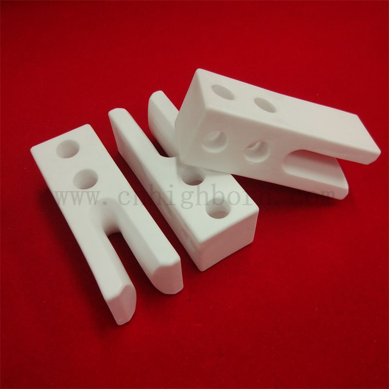 Odporność na zużycie 95% AL2O3 Alumina Izolacja Ceramiczna Część