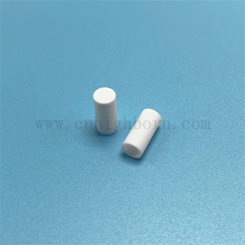 Laboratoryjne wysokie czystość AL2O3 Ceramiczne cylindryczne doniczki porcelanowa Analiza termiczna tygla tygla