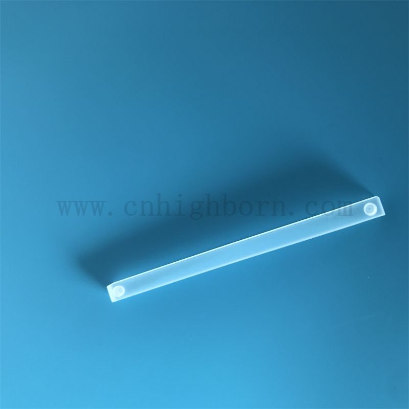Kwadrat o wysokiej czystości półprzezroczysty producent kwarcowy pręt krzemionkowy kwarcowy
