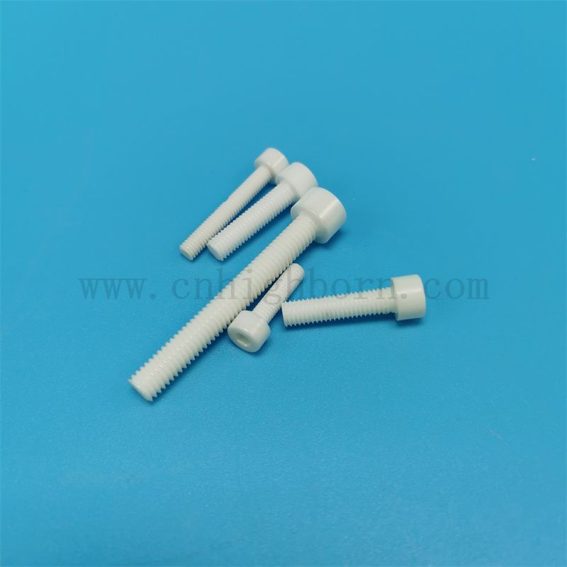 Dostosowane 95% 99% AL2O3 Śruby ceramiczne glinu z nakrętkami