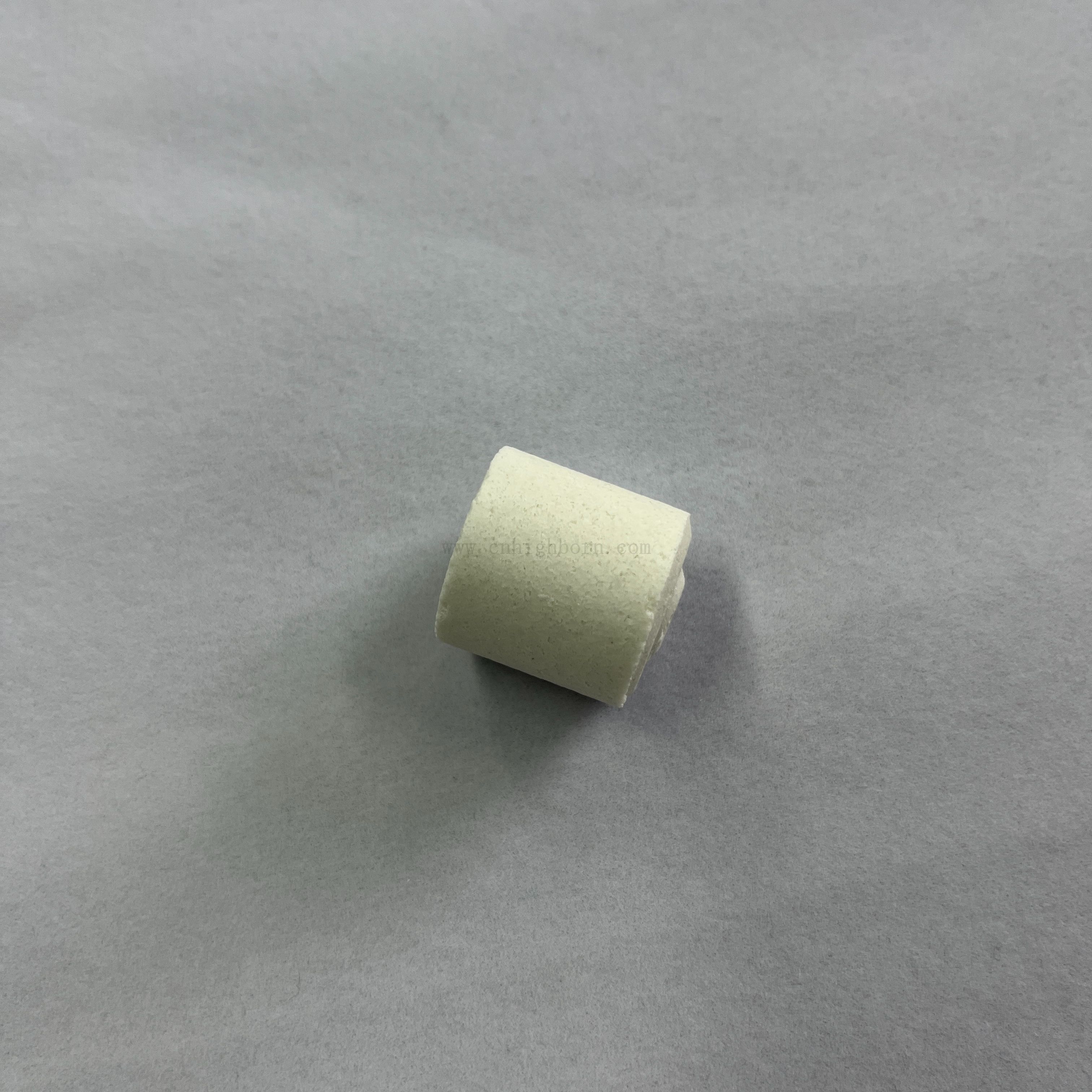 Analizator zawartości siarki w tyglu porcelanowym