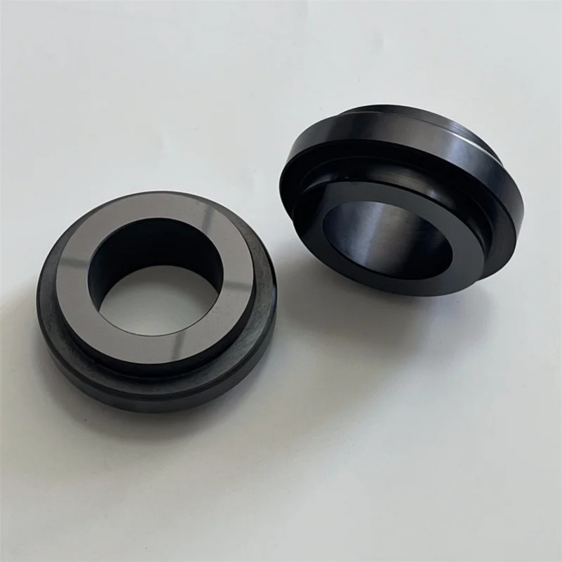 pierścień z węglika krzemu