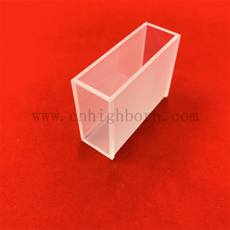 szklana kom&oacute;rka