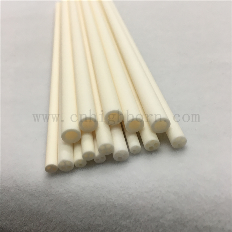 Dostosowana izolacja rura ceramiczna 99 AL2O3 Perforowana