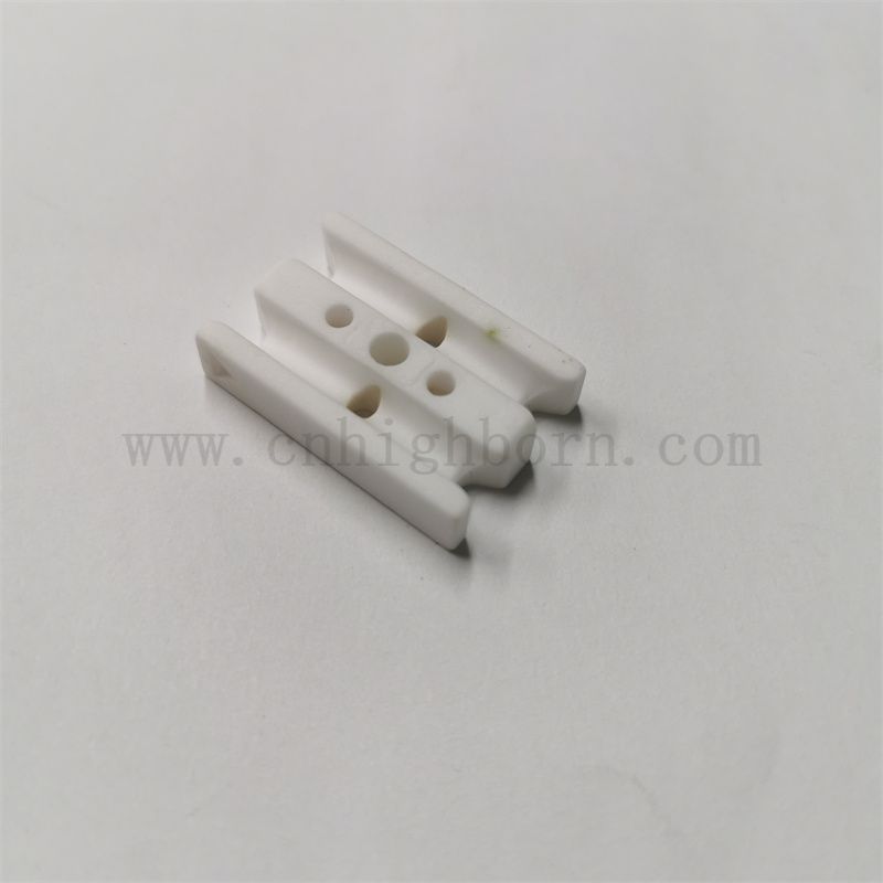 Indywidualne izolacyjne elementy ceramiczne z tlenku glinu o zawartości 95% Al2o3