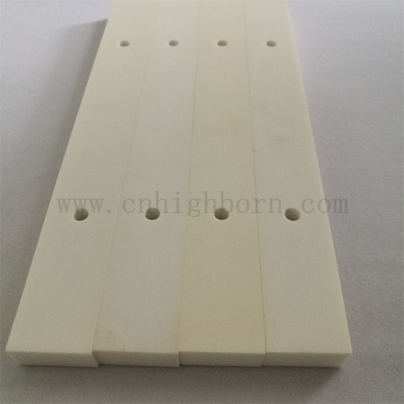 Odporność na ciepło 99% AL2O3 Wał Alumina Ceramiczny spiekanie płaski pręt