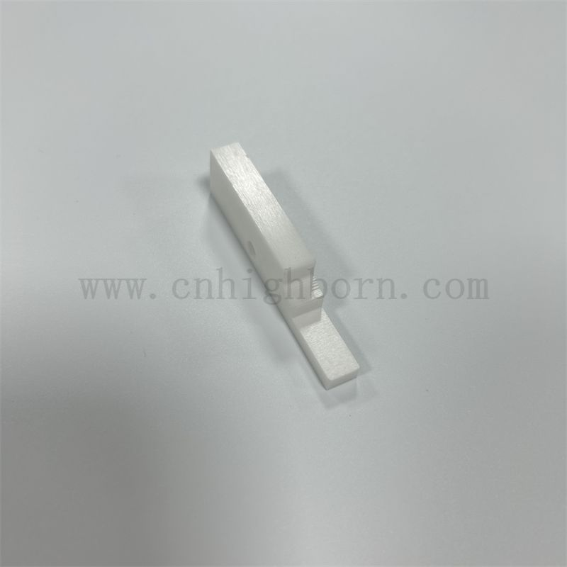 Precyzyjna obróbka niestandardowa odporna na korozję cyrkonia ceramiczna zro2 pręta z otworem