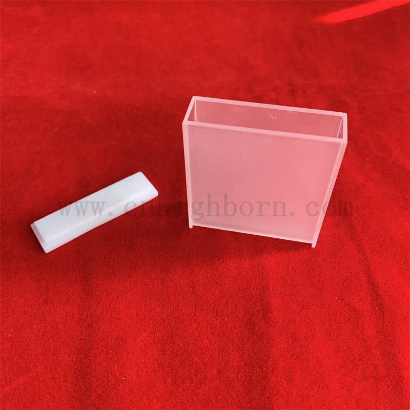 Standardowa szklana komórka z spektrofotometrem kwarcowym kwarcową kuwetę do laboratorium