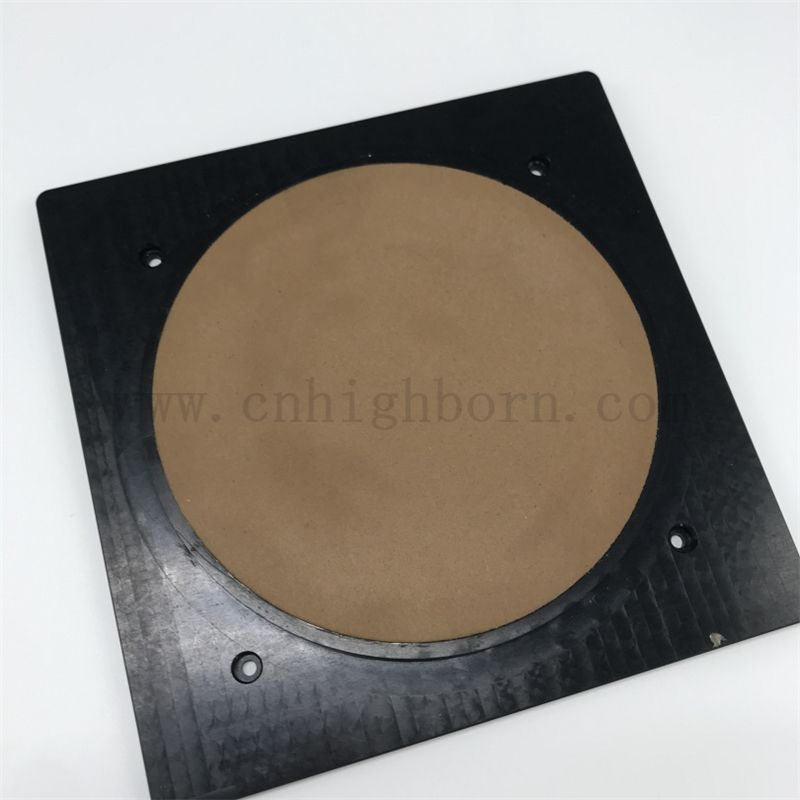 Konfigurowalny ceramiczny dysk równomiernie rozłożony apertura okrągła porowata próżniowa AL2O3 Chuck / komponenty 