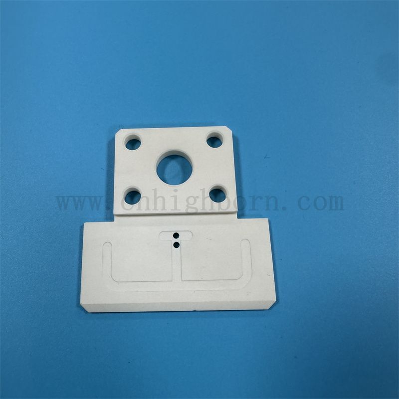 Wysoka temperatura 95% 99% AL2O3 Ceramiczna część aluminiowa arkusz ceramiczny