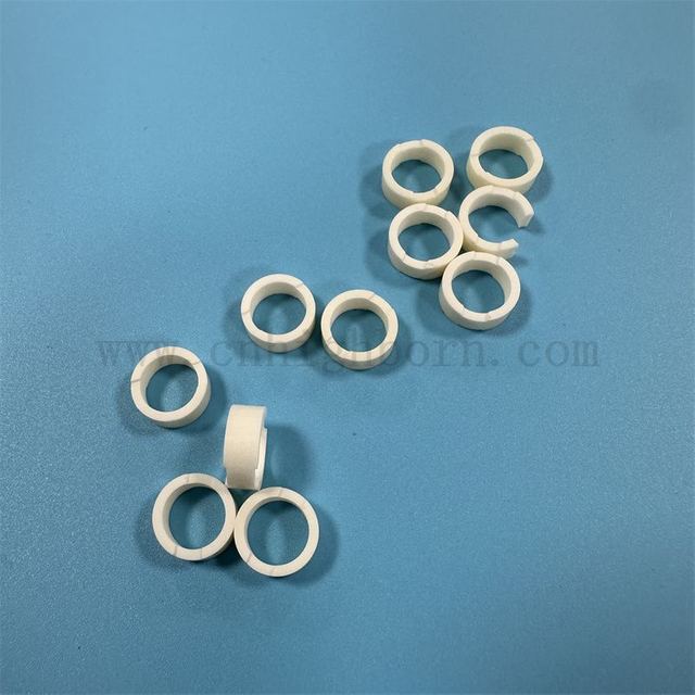 Dostosowany 95% pierścień ceramiczny ALUMINA AL2O3 Ceramiczna uszczelka uszczelniająca