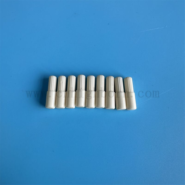 Indywidualne izolacyjne części prętów ceramicznych z tlenku glinu 99% Al2o3