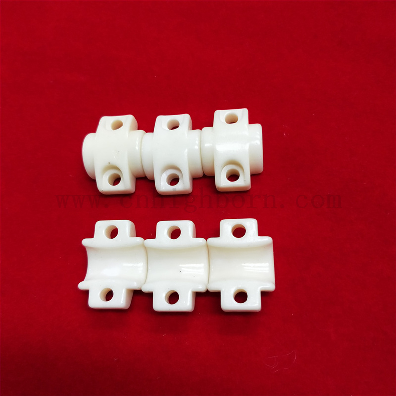 Dostosowany krzak tlenku glinu 99 AL2O3 Ceramiczna nieregularna część polerowa powierzchniowa