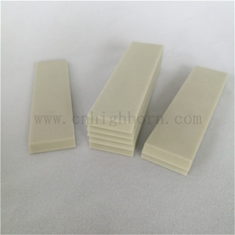 Wysoka przewodność cieplna CNC ALN Aluminium azotek Izulator ceramiczny