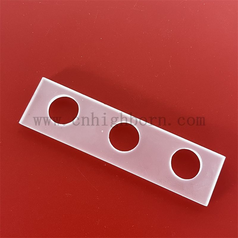 Odporny na ciepło prostokąt szklany kwarcowy arkusz z otworem