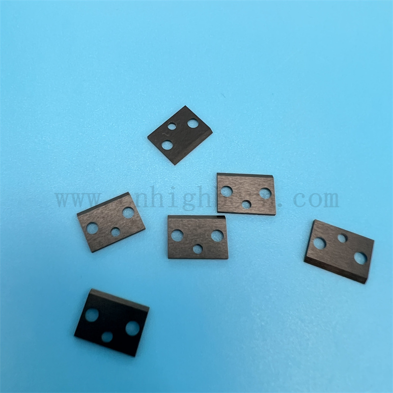 Wysoka twardość czarna talerz z cyrkonią z otworami zro2 arkusz ceramiczny