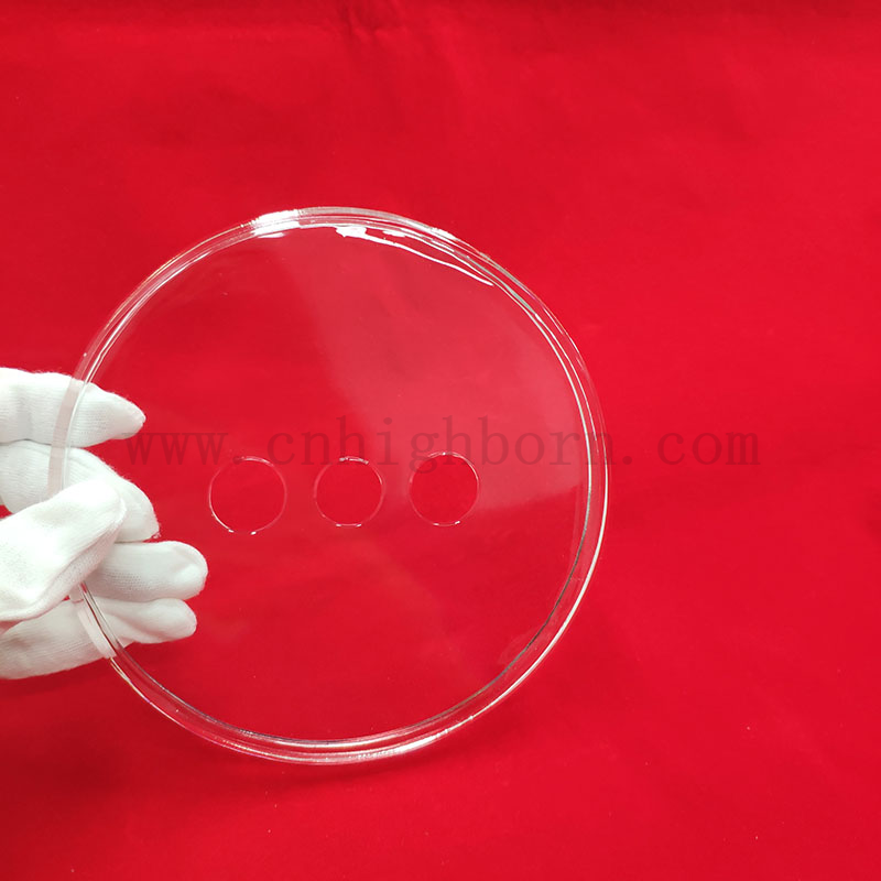 Laserowe wiercenie przezroczyste trzy otwory kwarcowe szklane dysk