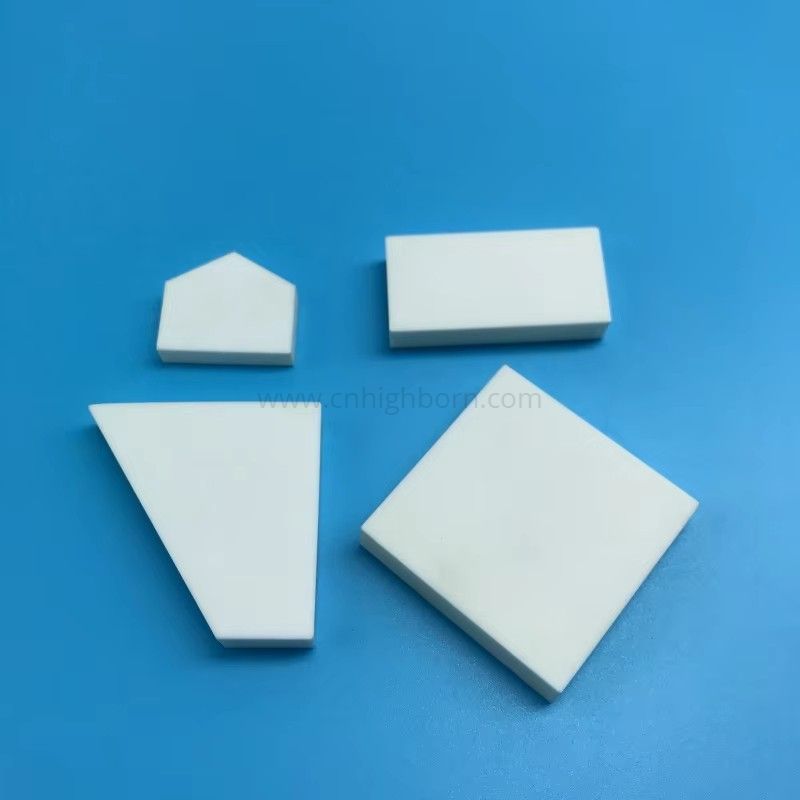 Ceramiczna blacha ochronna Al2O3 Płyta ochronna korpusu z tlenku glinu