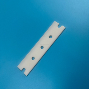 Arkusz ceramiczny z tlenku cyrkonu o gramaturze 6,05 g/cm3