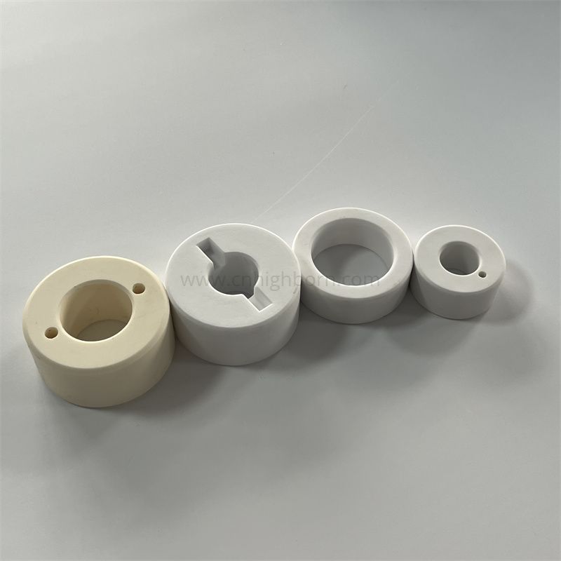 Ceramiczny pierścień izolacyjny z tlenku glinu Al2O3 Ceramiczna dysza laserowa 