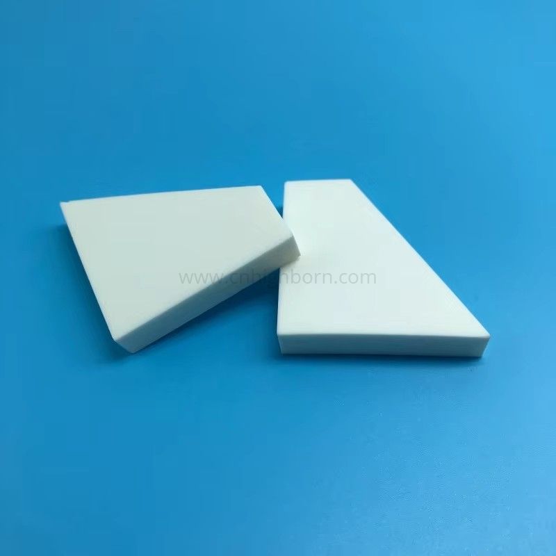 Ceramiczna blacha ochronna Al2O3 Płyta ochronna korpusu z tlenku glinu