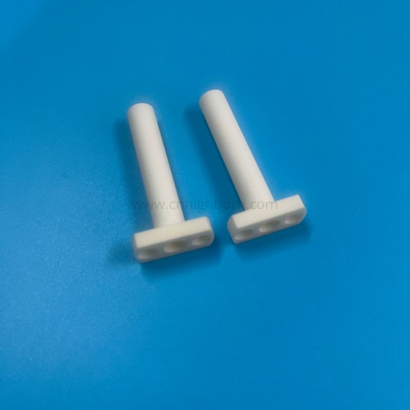 Izolator ceramiczny typu T z pustej rurki wykonany w 95% z tlenku glinu Al2O3